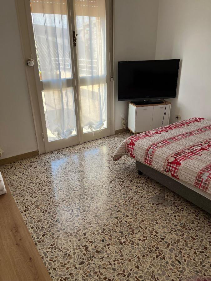 Appartamento App Di Myro Reggio nell'Emilia Esterno foto